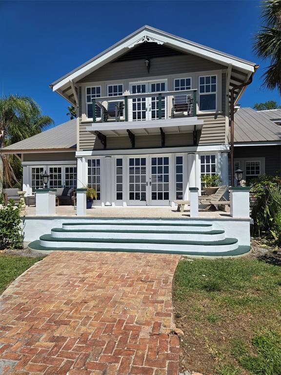 424 PARK STREET N ST PETERSBURG, FL 33710
