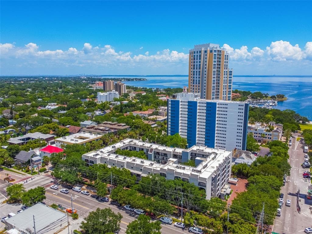 105 4TH AVENUE NE UNIT 629 ST PETERSBURG, FL 33701