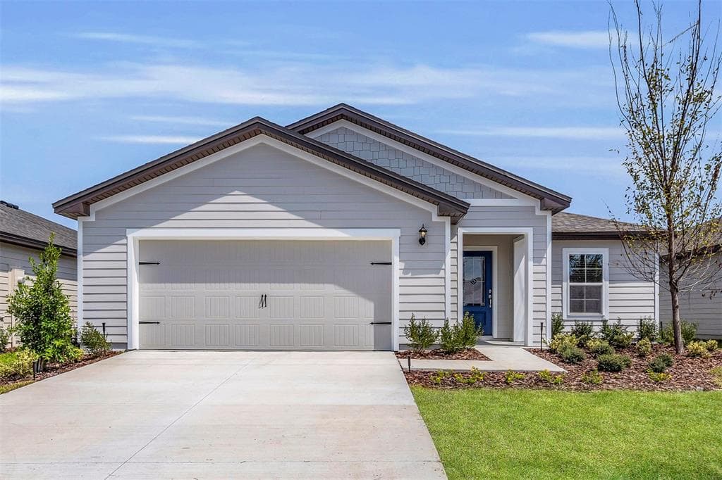 11 PRINCE ANTHONY LANE PALM COAST, FL 32164