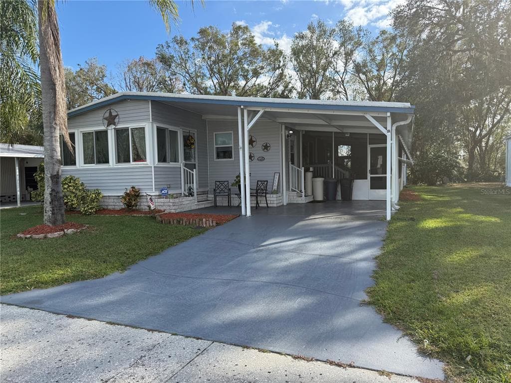 38614 MONET DRIVE ZEPHYRHILLS, FL 33540