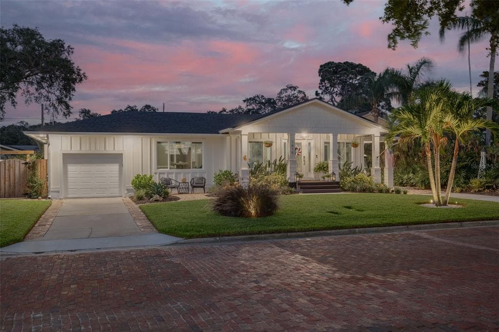 1615 SANTA BARBARA DRIVE DUNEDIN, FL 34698