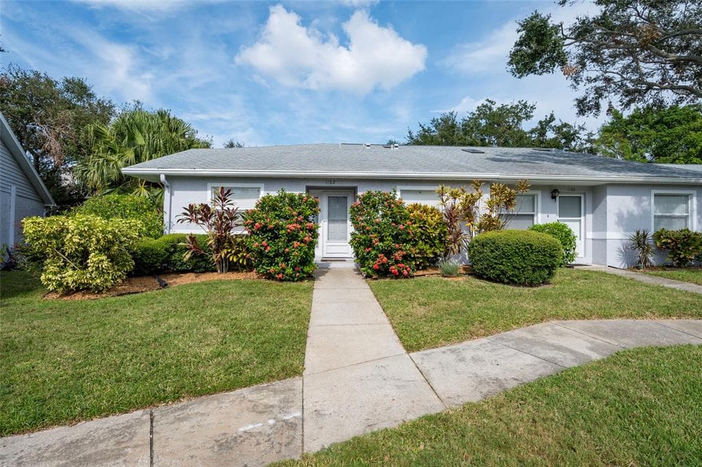 1162 SOMERSET CIRCLE S