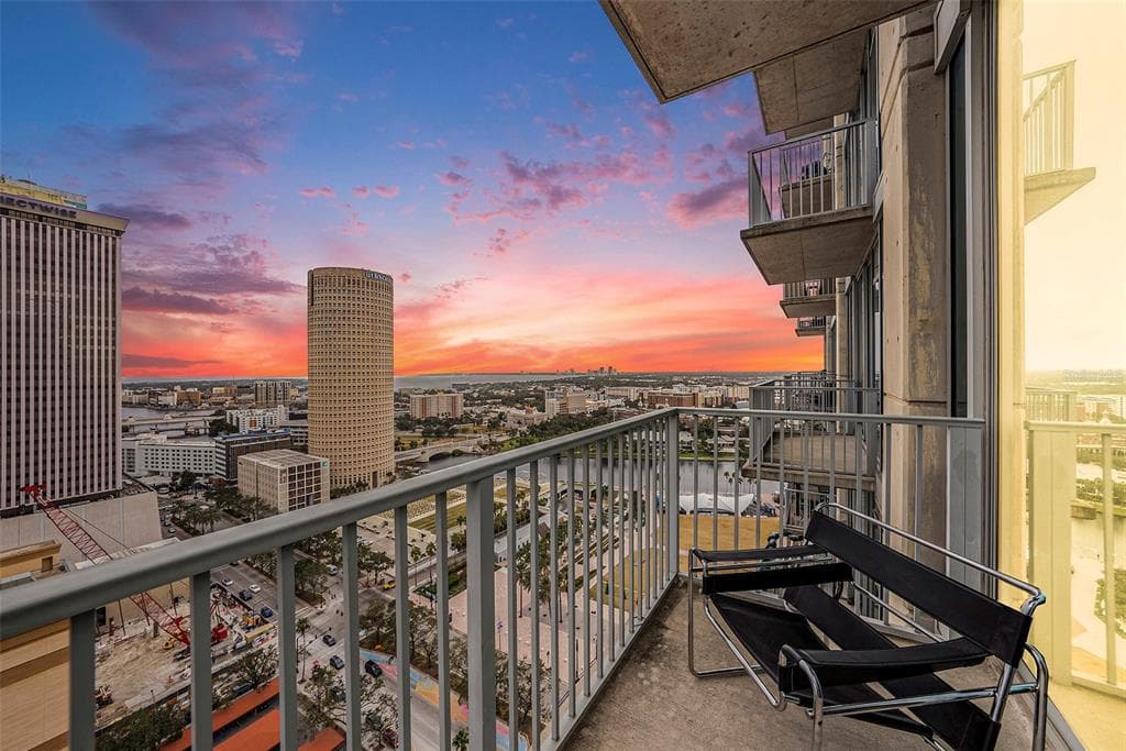 777 N ASHLEY DRIVE UNIT 2210 TAMPA, FL 33602