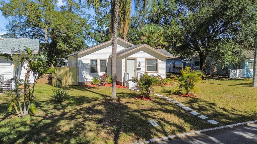 2312 14TH AVENUE W BRADENTON, FL 34205