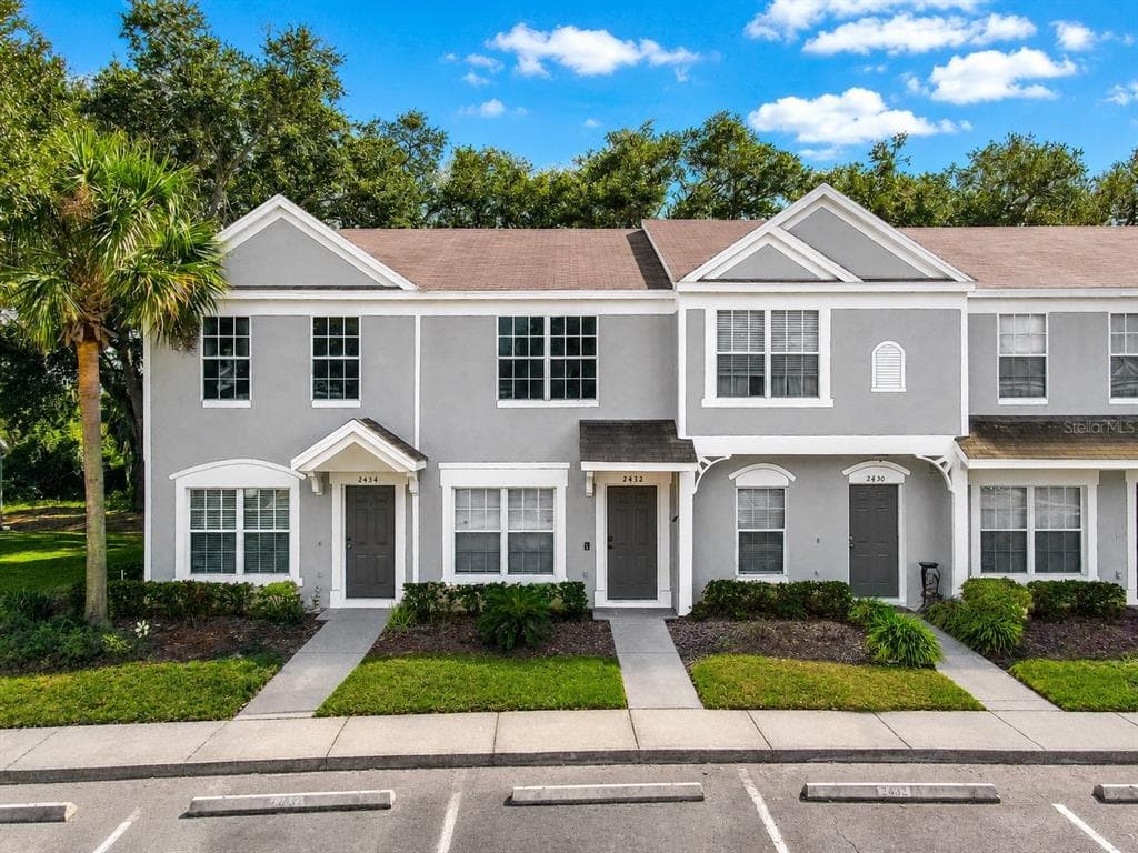 2432 LAKE WOODBERRY CIRCLE BRANDON, FL 33510