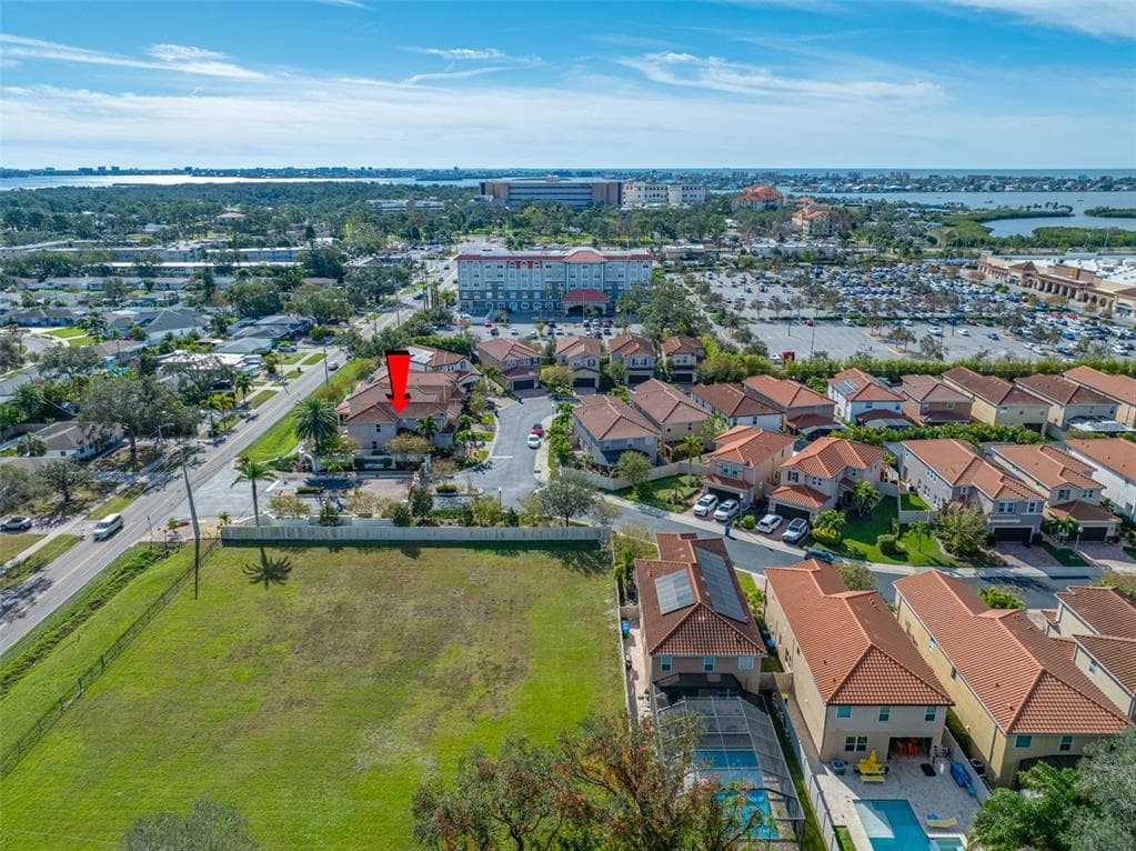 4943 GRAND OAK CIRCLE MADEIRA BEACH, FL 33708