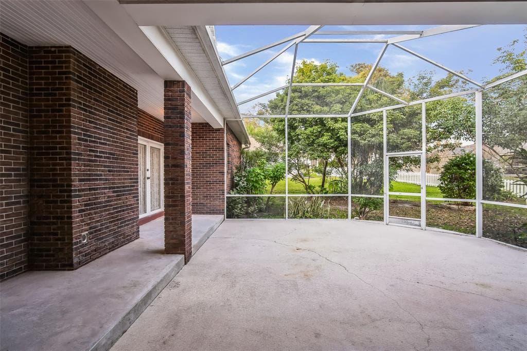 5325 CHARLIN AVENUE LAKELAND, FL 33810