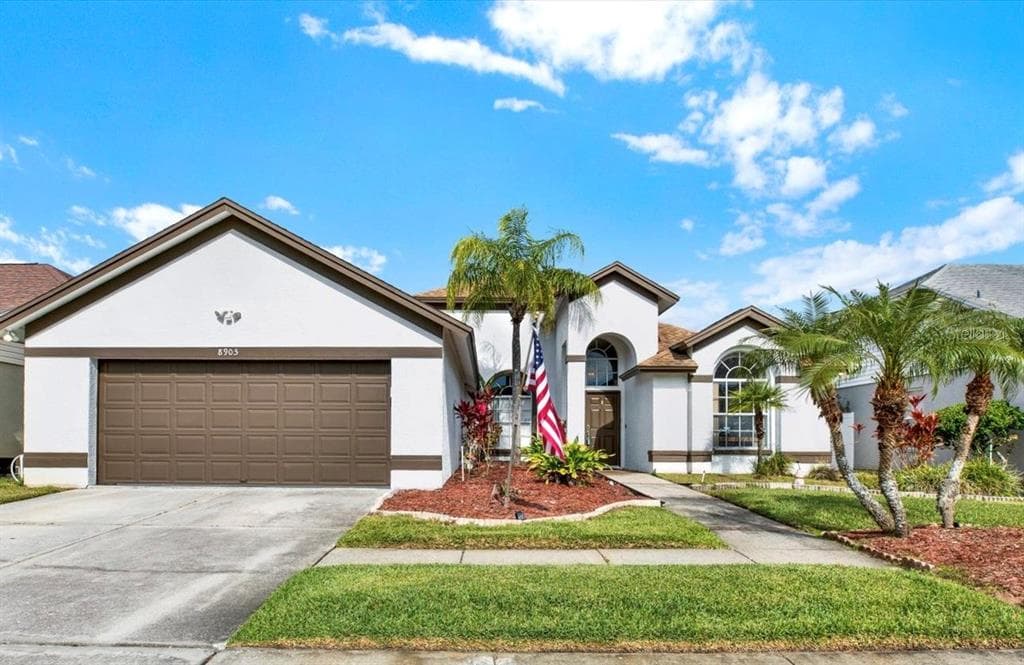 8905 BRELAND DRIVE TAMPA, FL 33626