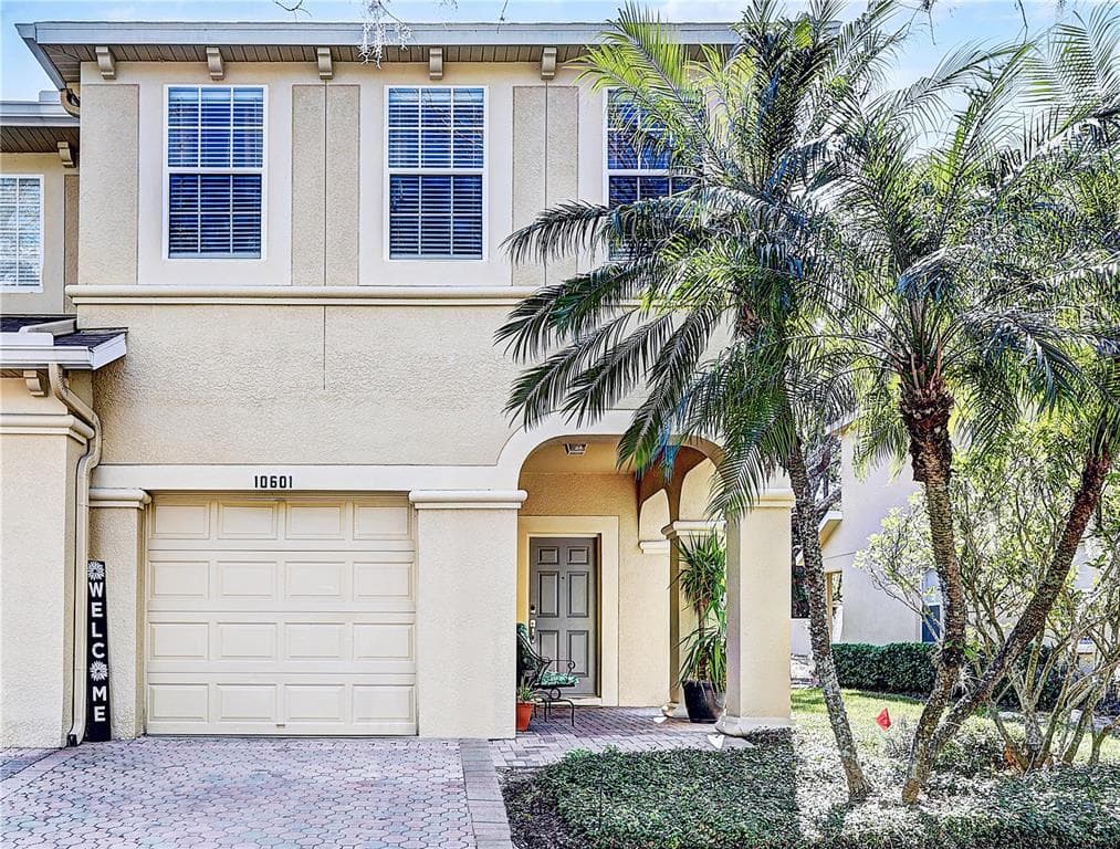 10601 SHADY FALLS COURT RIVERVIEW, FL 33578