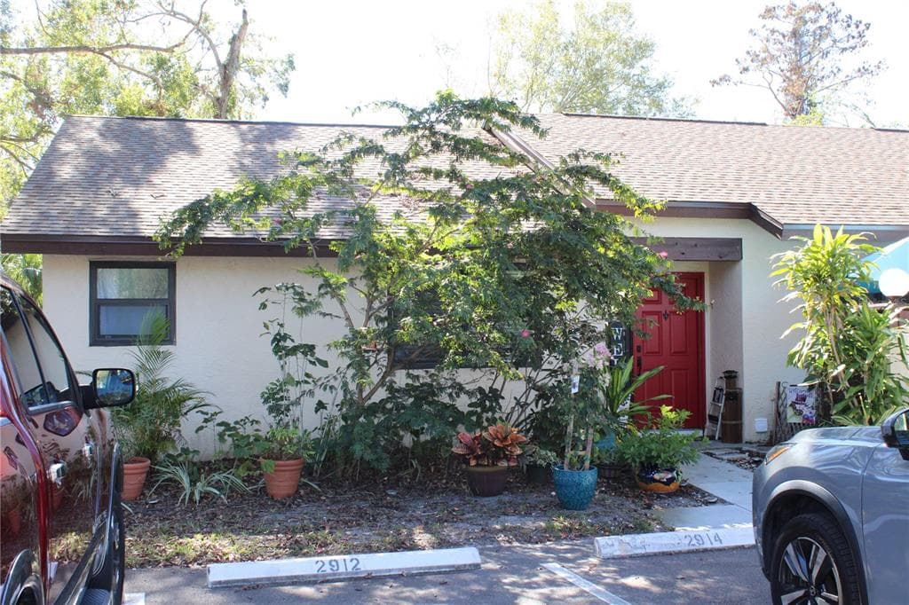 2912 STAR APPLE COURT PALM HARBOR, FL 34684
