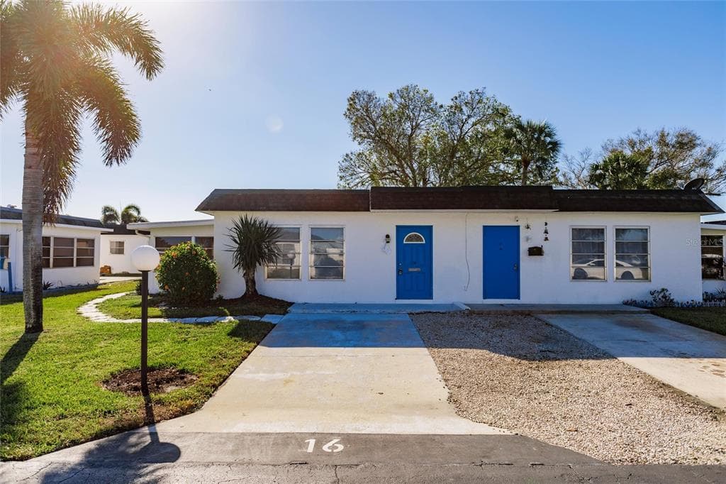 16 TANGERINE COURT LEHIGH ACRES, FL 33936