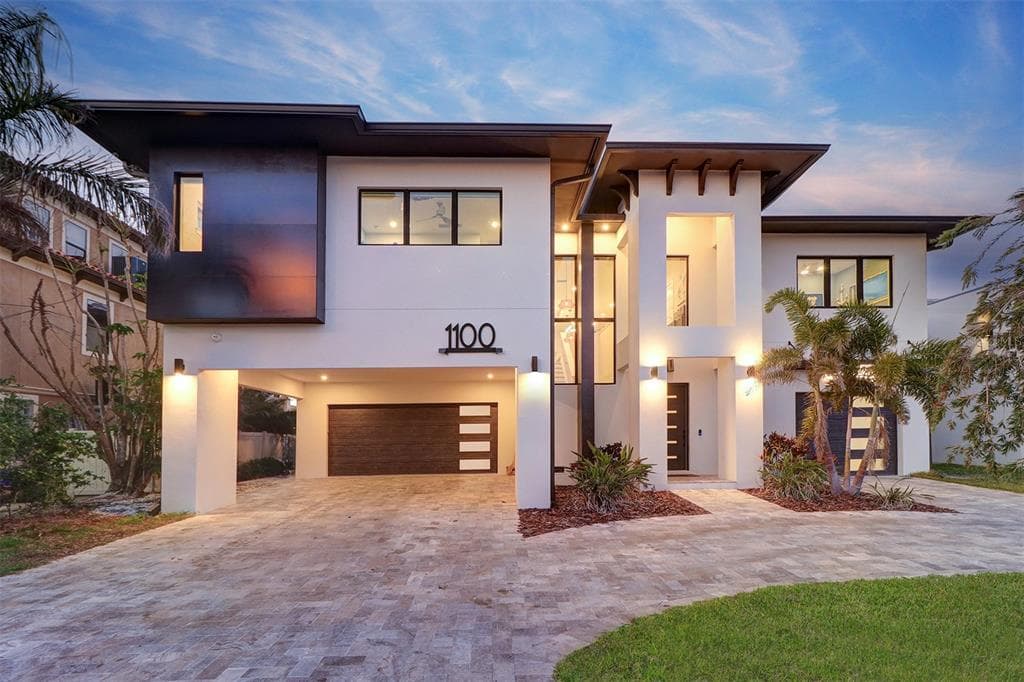 1100 BOCA CIEGA ISLE DRIVE