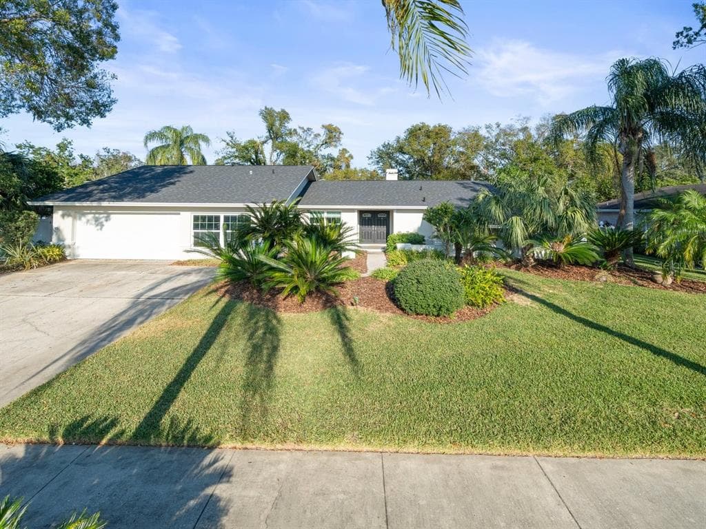 13607 PUB PLACE TAMPA, FL 33618