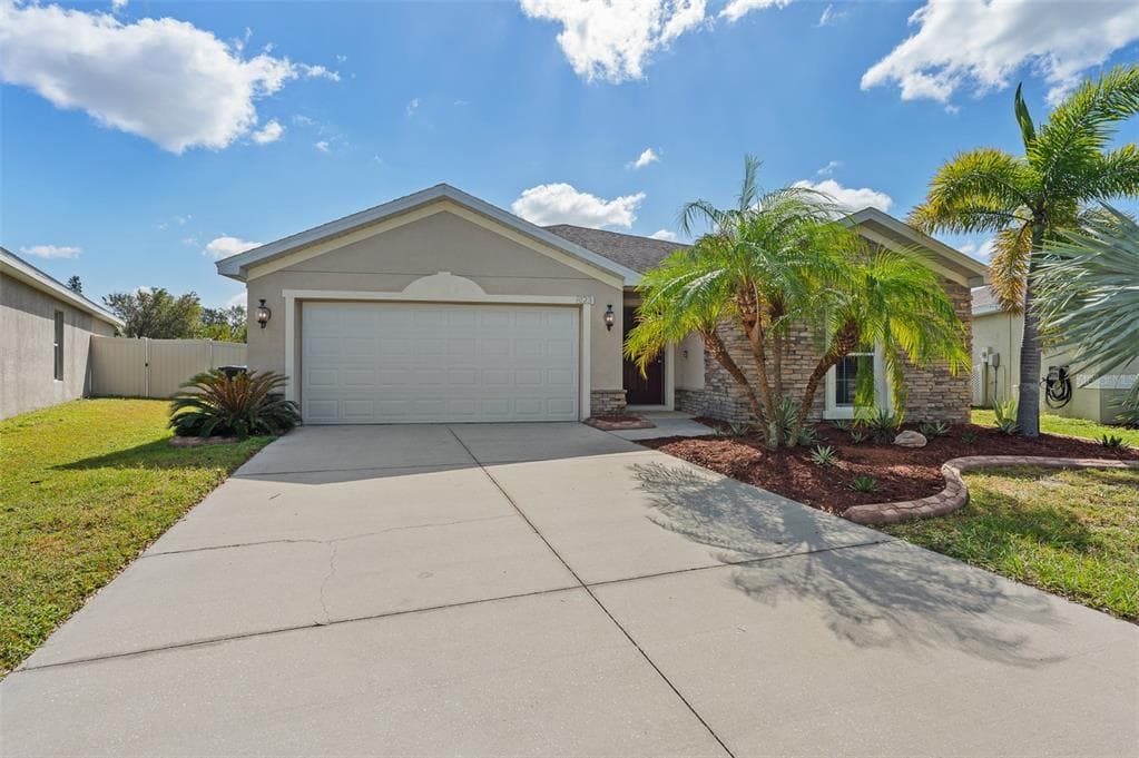 8123 ROTHBURY HILLS PLACE