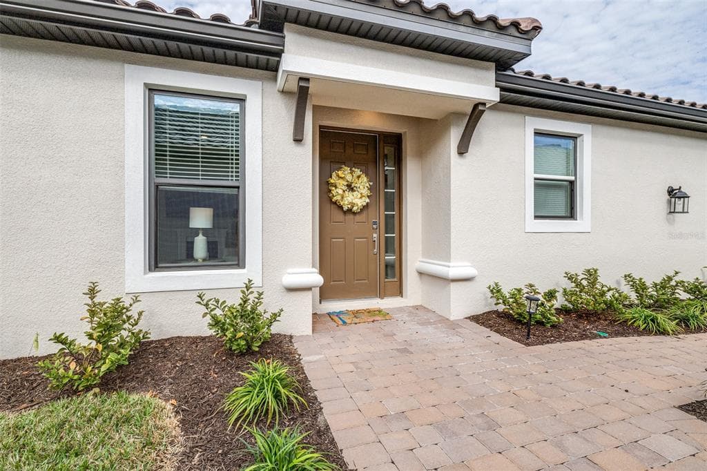 4639 GAROFALO ROAD WESLEY CHAPEL, FL 33543