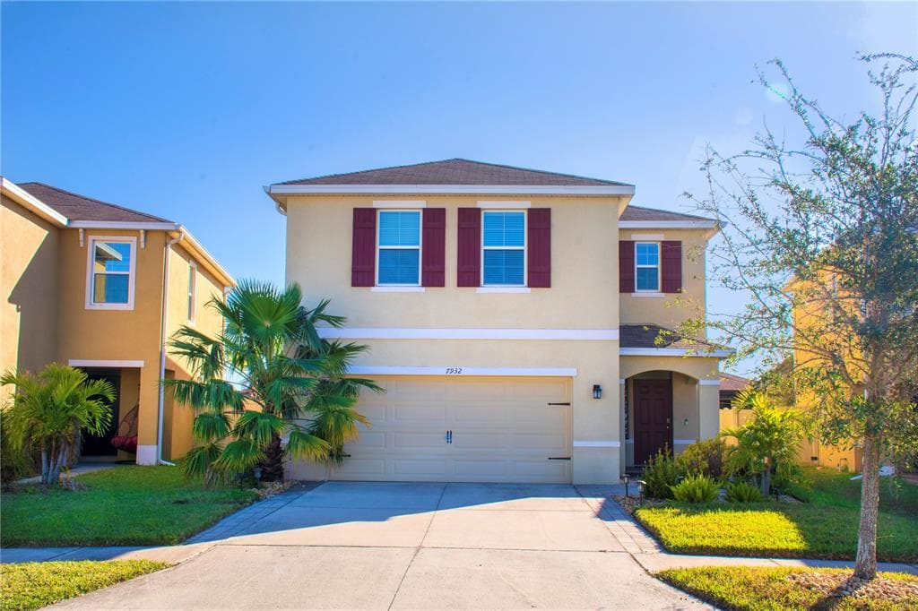 7932 PELICAN REED CIRCLE WESLEY CHAPEL, FL 33545