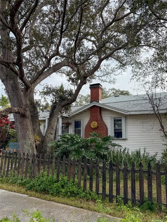 502 BELTREES STREET DUNEDIN, FL 34698