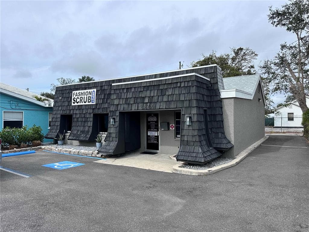 5329 CENTRAL AVENUE ST PETERSBURG, FL 33710