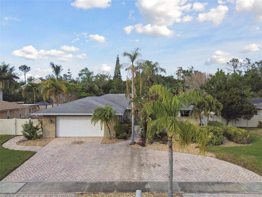775 ROLLING HILLS DRIVE PALM HARBOR, FL 34683