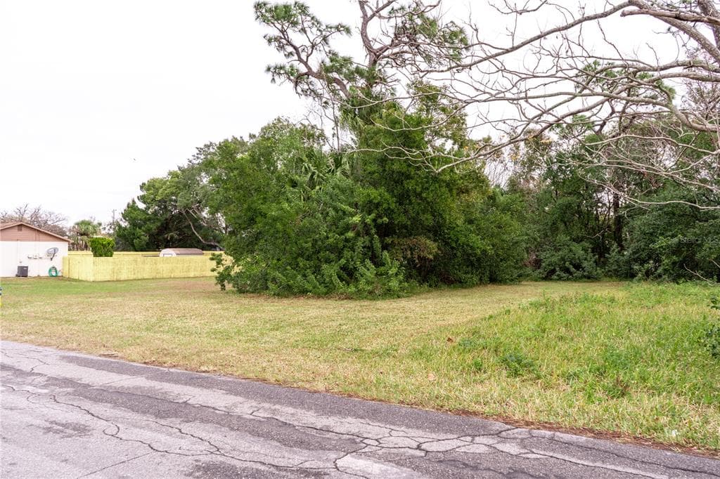 15872 SEA PINES DRIVE HUDSON, FL 34667