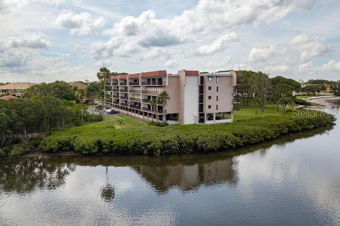 2700 BAYSHORE BOULEVARD UNIT 11302 DUNEDIN, FL 34698