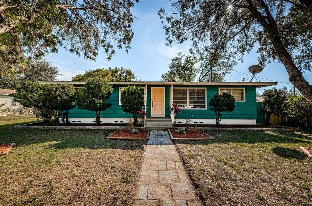 5312 17TH AVENUE S GULFPORT, FL 33707