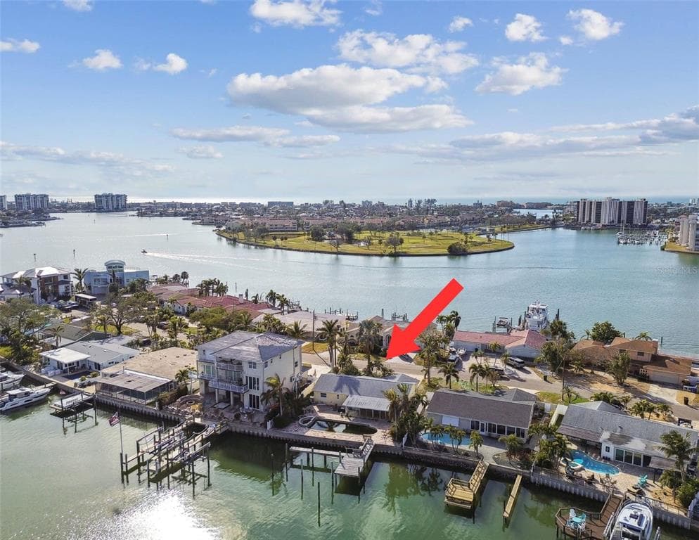 8114 CAUSEWAY BOULEVARD S