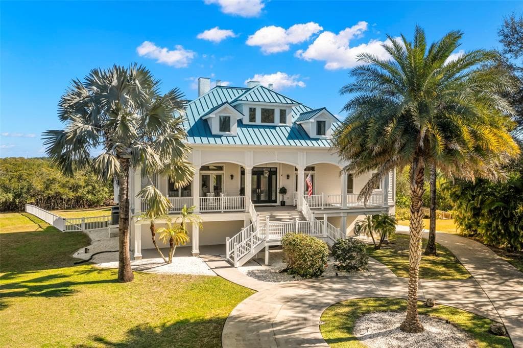 6785 BURNING TREE DRIVE SEMINOLE, FL 33777