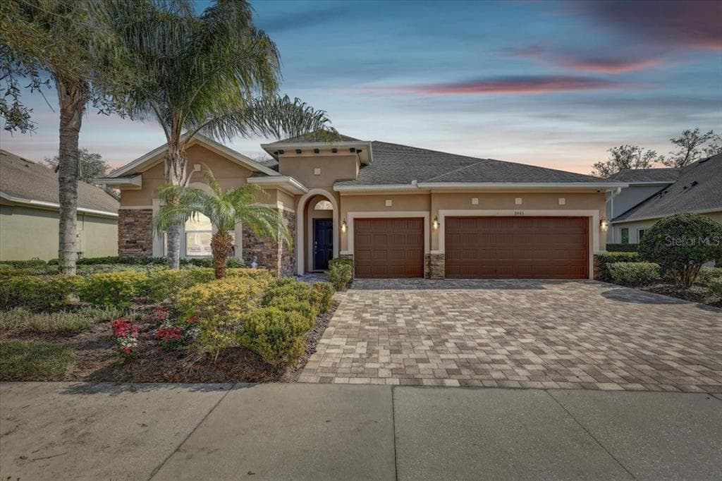 1045 TRACEY ANN LOOP SEFFNER, FL 33584