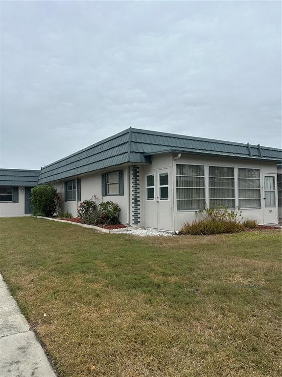 1811 BEDFORD LANE UNIT 162 SUN CITY CENTER, FL 33573