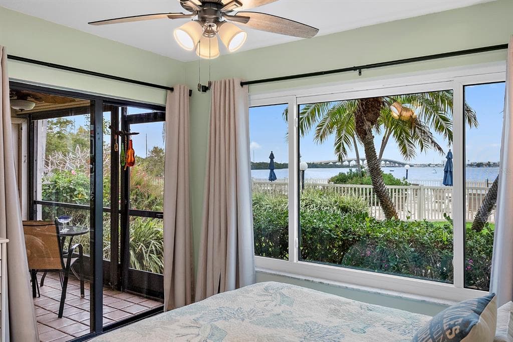 6365 BAHIA DEL MAR BOULEVARD UNIT 112 ST PETERSBURG, FL 33715