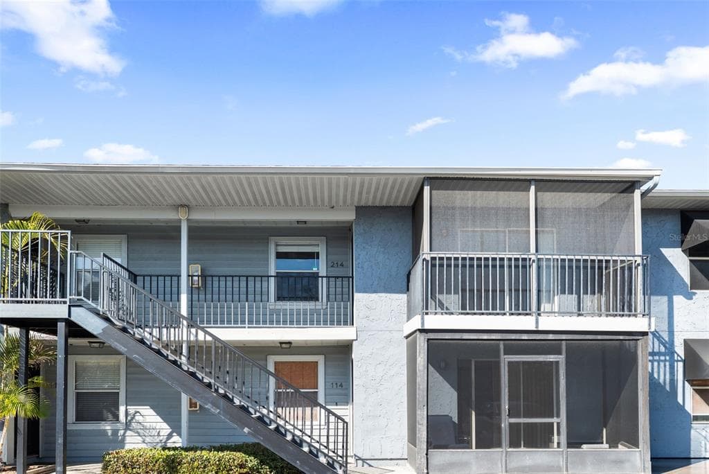 3711 W IOWA AVENUE UNIT 214 TAMPA, FL 33611