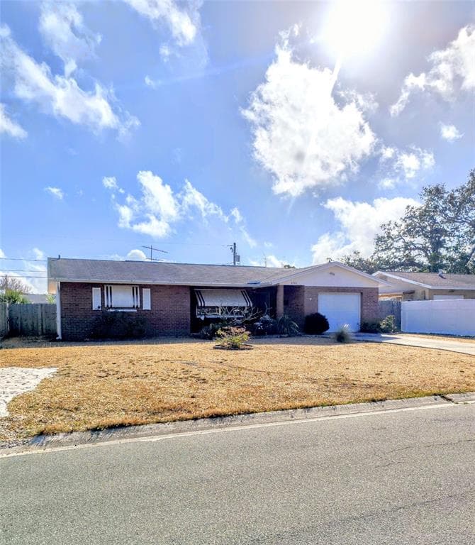 6352 CANTON STREET S ST PETERSBURG, FL 33712