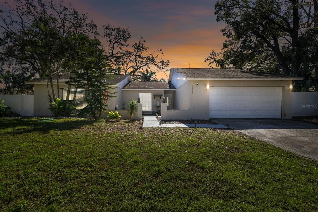 1008 SAMY DRIVE TAMPA, FL 33613