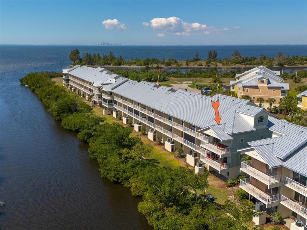 3230 MANGROVE POINT DRIVE RUSKIN, FL 33570