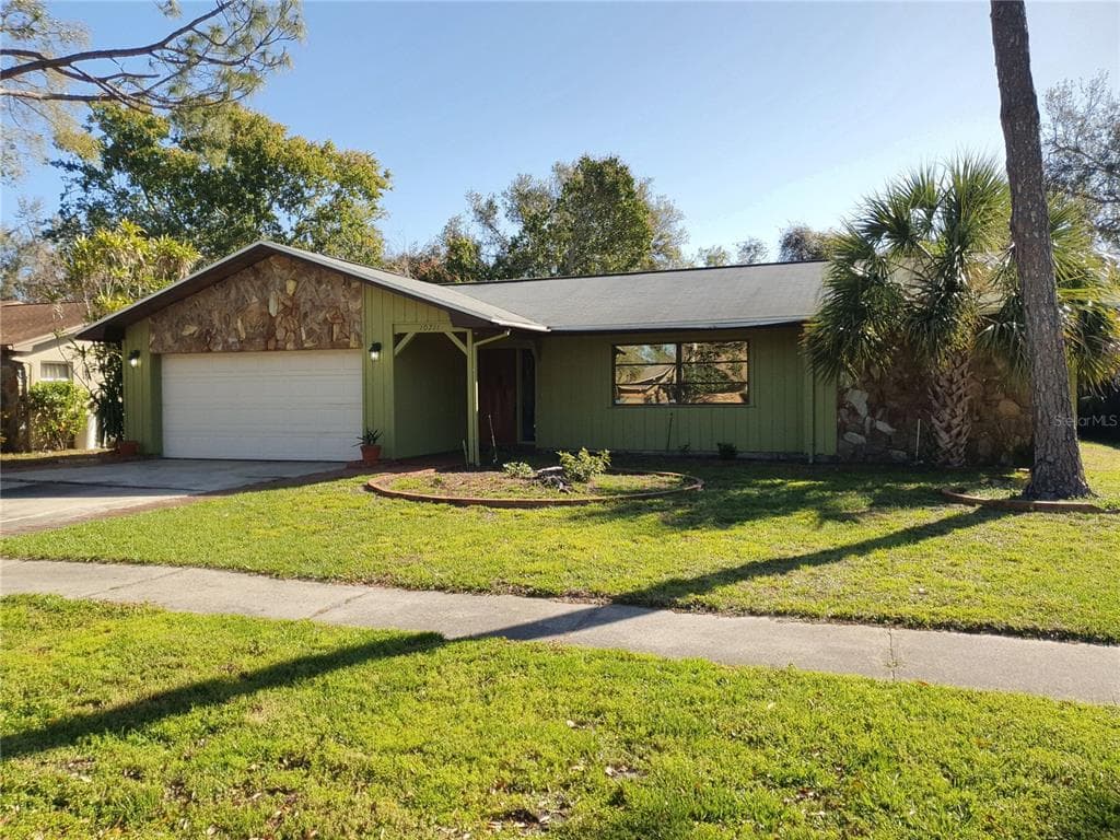 10711 95TH STREET SEMINOLE, FL 33777
