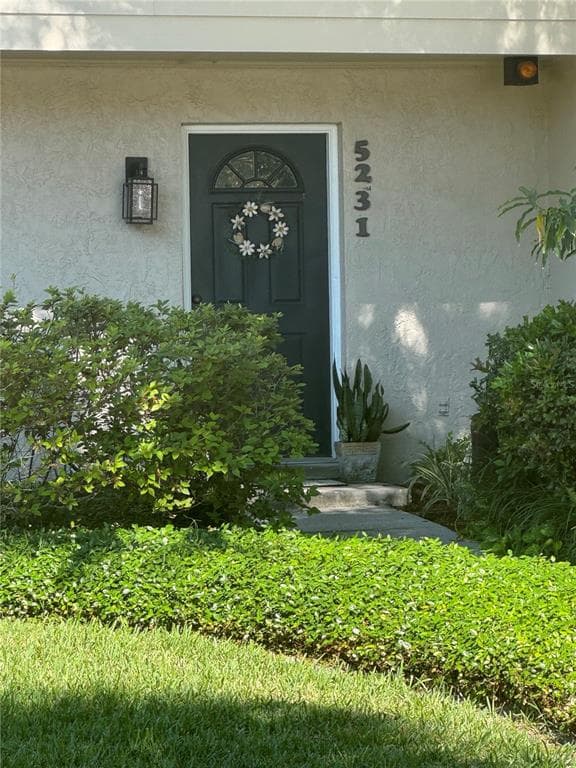 5231 BAYSHORE BOULEVARD UNIT 10 TAMPA, FL 33611