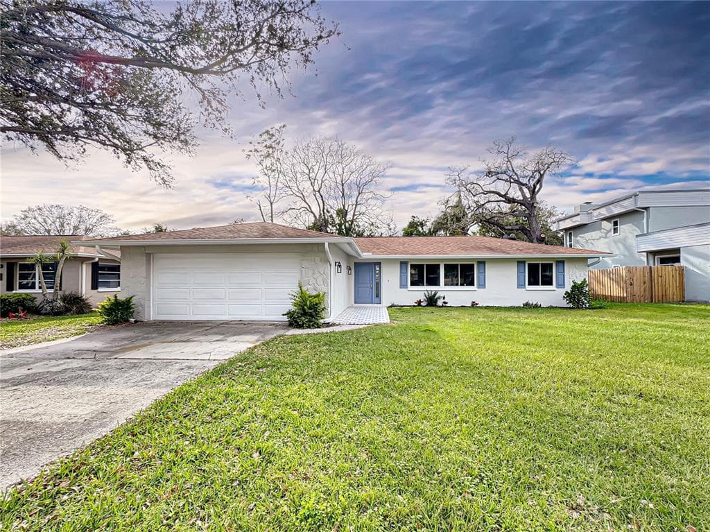 2024 RIDGELANE ROAD CLEARWATER, FL 33755