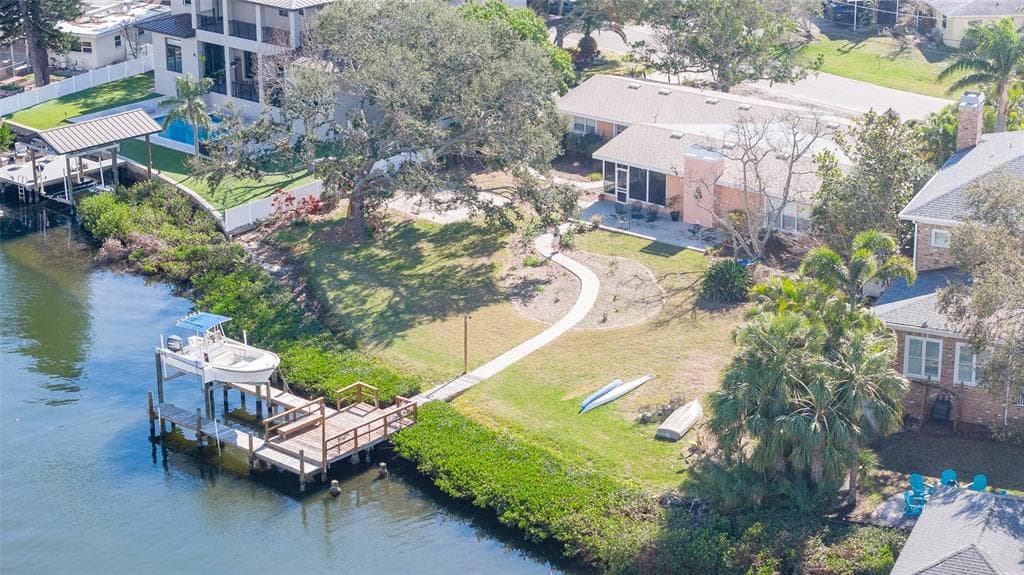 4907 W SPRING LAKE DRIVE TAMPA, FL 33629