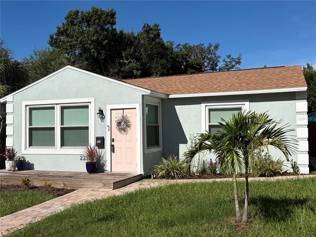 2235 20TH ST S ST PETERSBURG, FL 33712