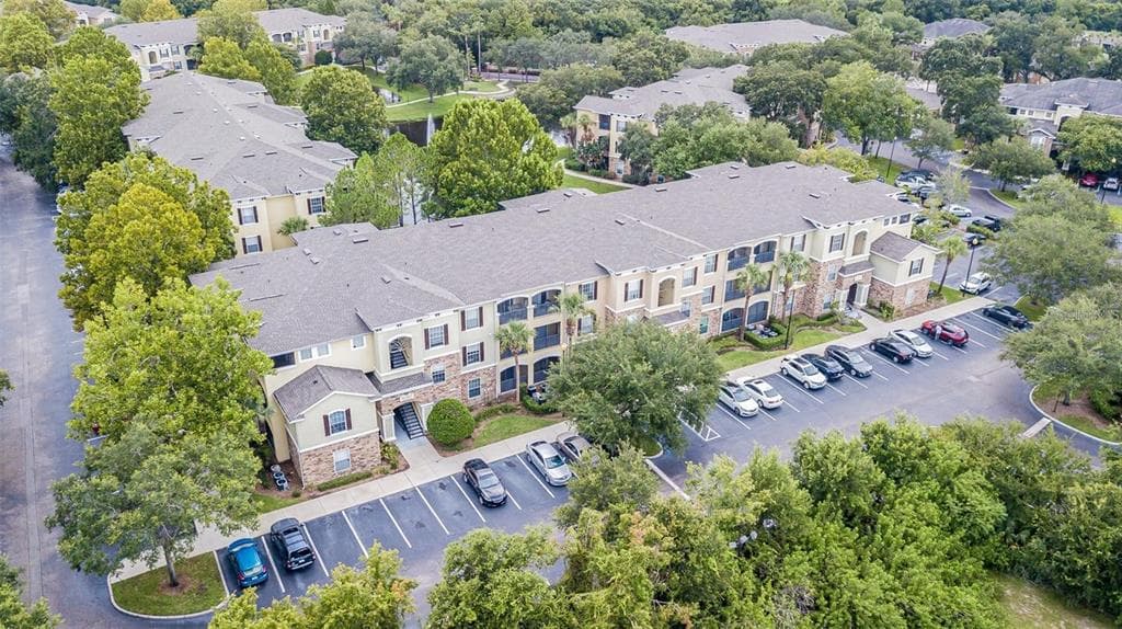 10205 COURTNEY PALMS BOULEVARD UNIT 304