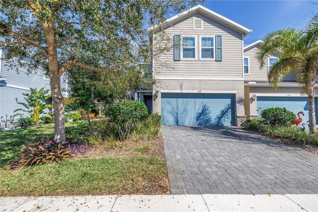 1109 LADY GOULDIAN COURT TAMPA, FL 33613