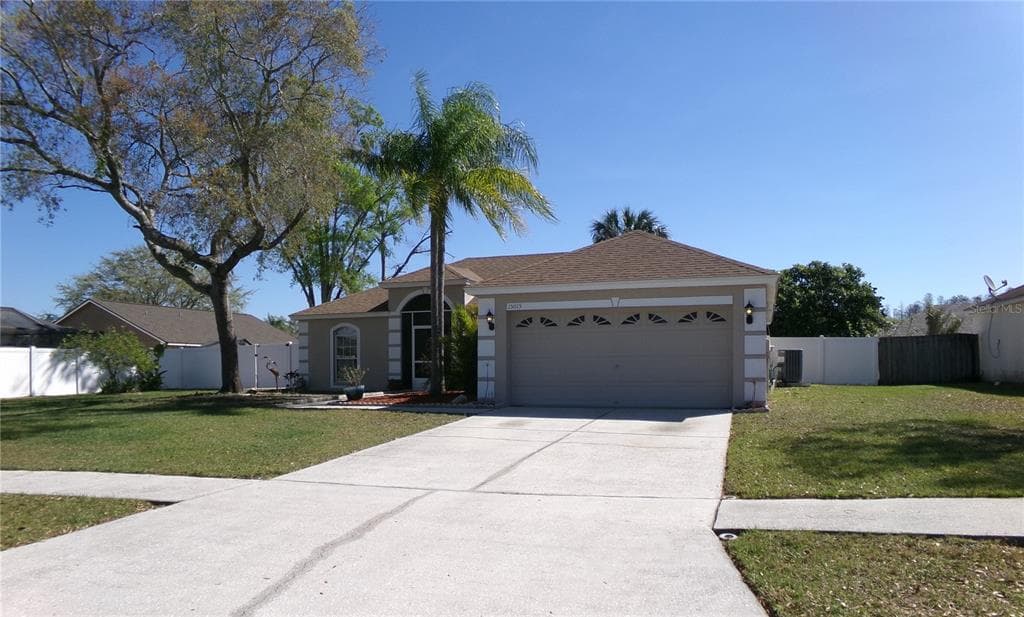 15015 TRAIL CREEK PLACE TAMPA, FL 33625