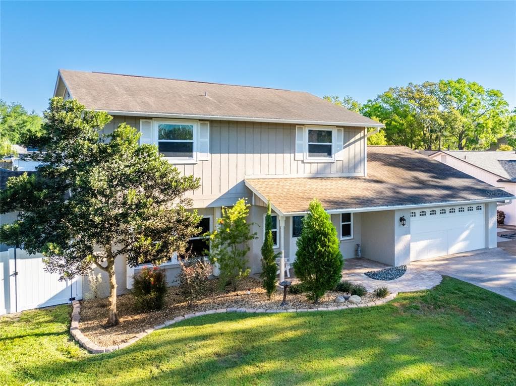 1375 CORNER OAKS DRIVE BRANDON, FL 33510
