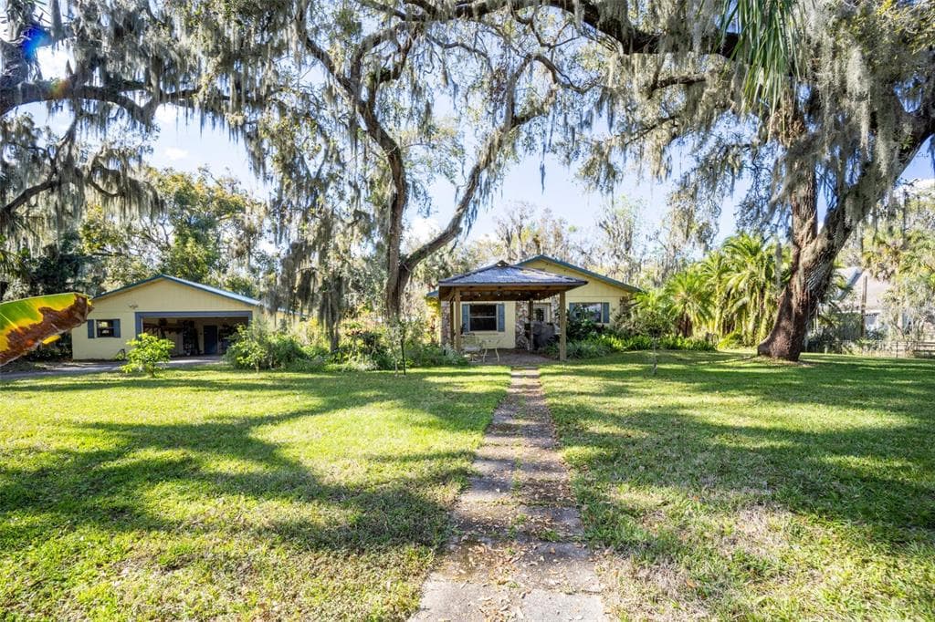 9415 CAT TRACK TRAIL LAKE WALES, FL 33898