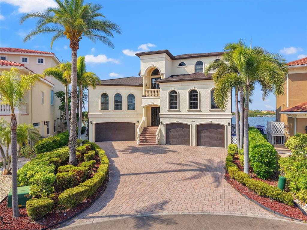 903 SYMPHONY BEACH LANE APOLLO BEACH, FL 33572