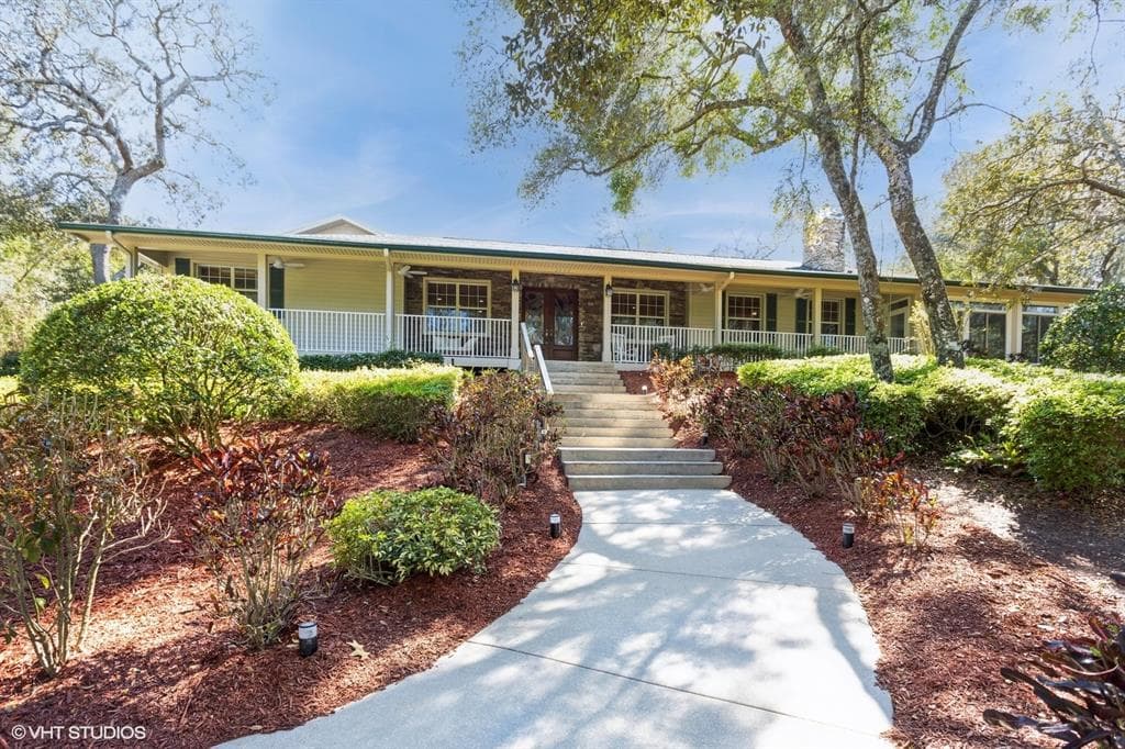 2660 POWELL LANE TARPON SPRINGS, FL 34688