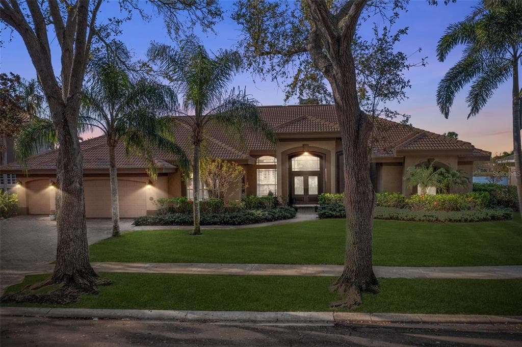 7226 BRYCE POINT N PINELLAS PARK, FL 33782