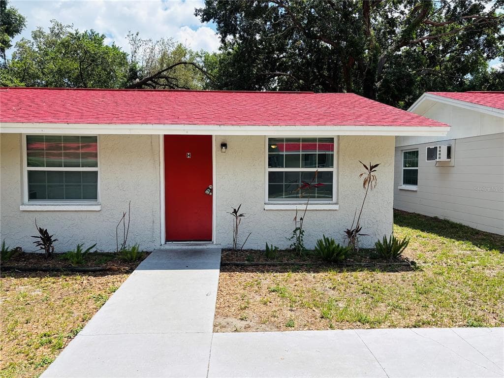 11733 N 12TH STREET UNIT B TAMPA, FL 33612