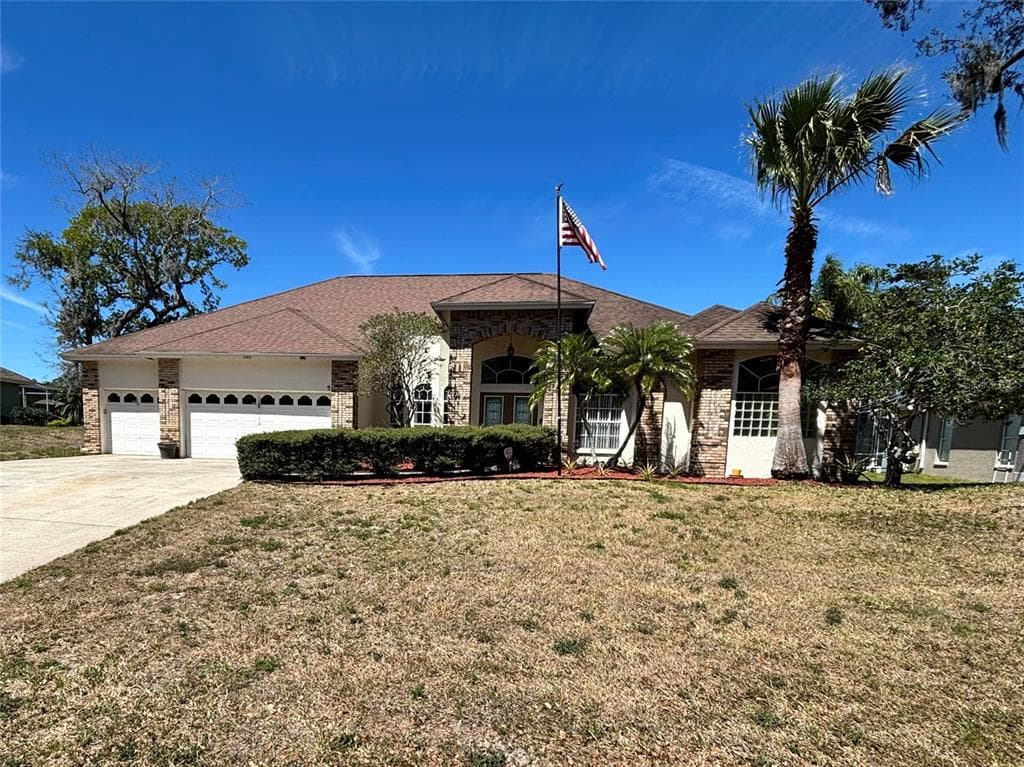2405 CLUBHOUSE DRIVE PLANT CITY, FL 33566